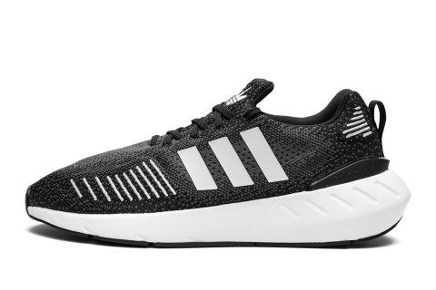 Adidas Swift Run 22 Wmns "black"