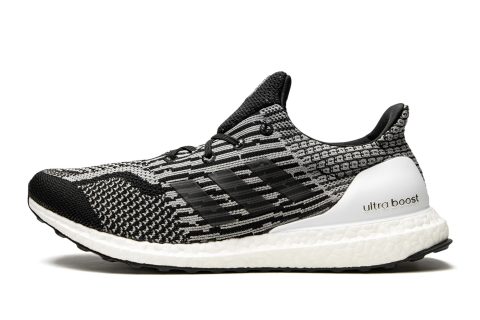 Ultra Boost 5.0 Uncaged Dna