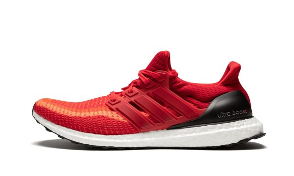 Ultra Boost M "solar Red"