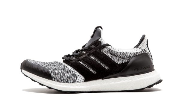 Ultraboost S.e. "sns X Social Status"