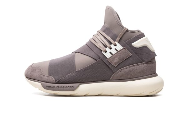 Y-3 Qasa