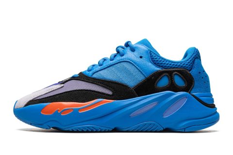 Yeezy Boost 700 "hi-res Blu"