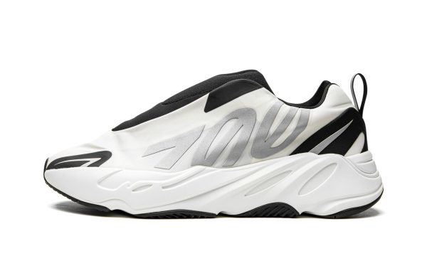 Yeezy 700 Mnvn "laceless Analog"