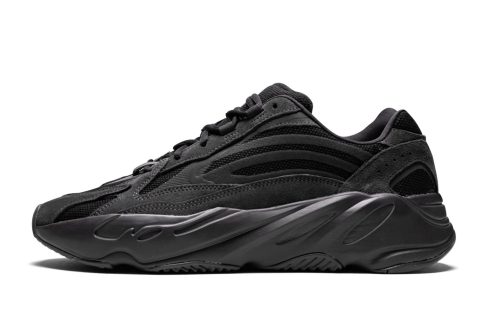 Adidas Yeezy Yeezy Boost 700 V2 "vanta"