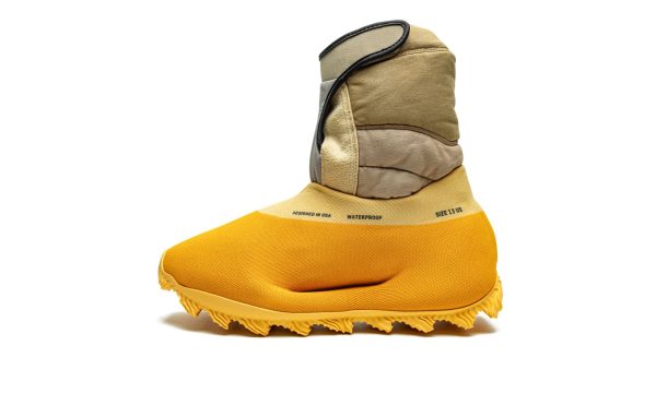 Yeezy Knit Runner Boot "sulfur"