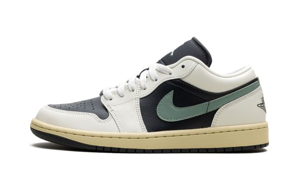 Air Jordan 1 Low Wmns "jade Smoke"