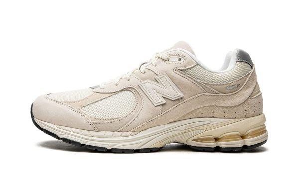 2002r "calm Taupe"