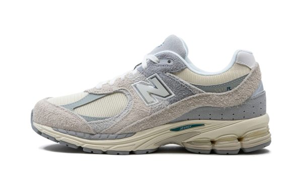 New Balance 2002r "linen"