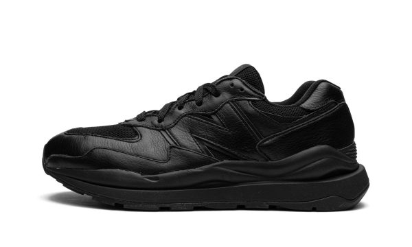 New Balance 574 "triple Black"