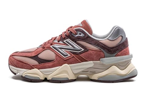 9060 "mineral Red/truffle"