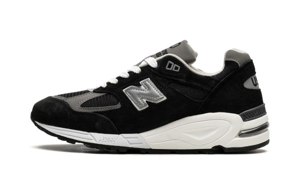 990v2 "black / White"