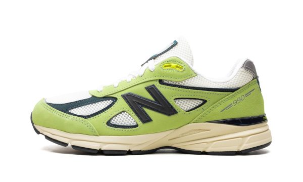 New Balance 990v4 "teddy Santis"