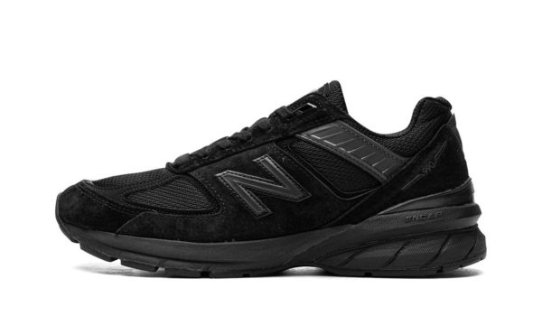 990v5 "made In Usa Triple Black"