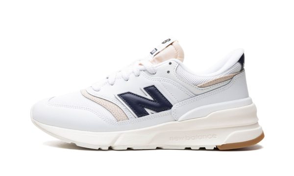 997 "white/navy"