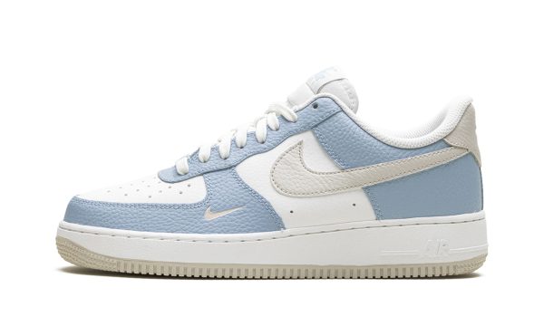 Air Force '07 Wmns "baby Blue"