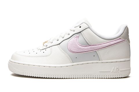 Nike Air Force 1 07 Wmns