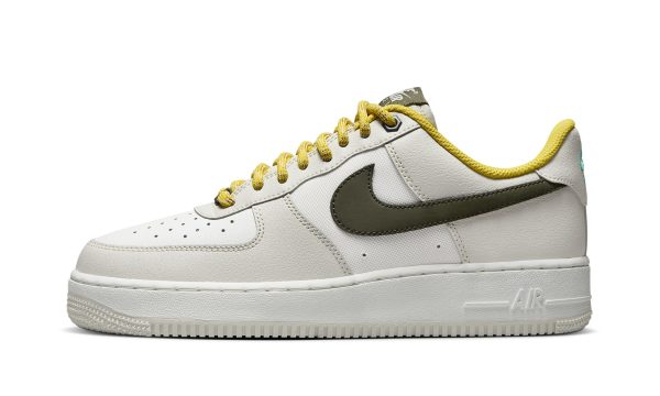 Nike Air Force 1 Low "light Bone / Cargo Khaki"