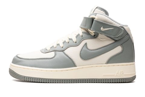 Nike Air Force 1 Mid "mica Green"