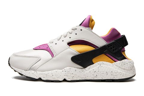 Nike Air Huarache "university Gold And Pink"