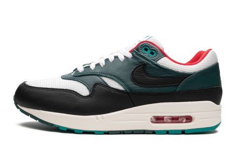 Nike Air Max 1 "lebron James X Liverpool"