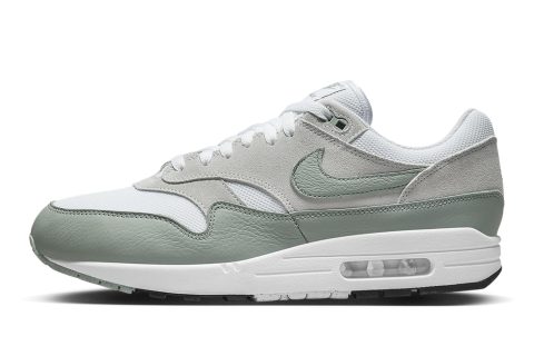 Nike Air Max 1 "white Mica Green"