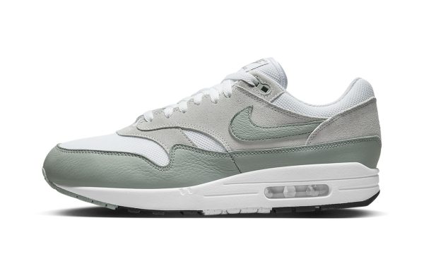 Nike Air Max 1 "white Mica Green"