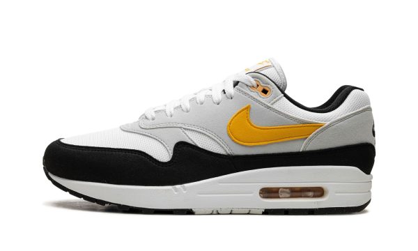 Nike Air Max 1 "white / University Gold / Black"