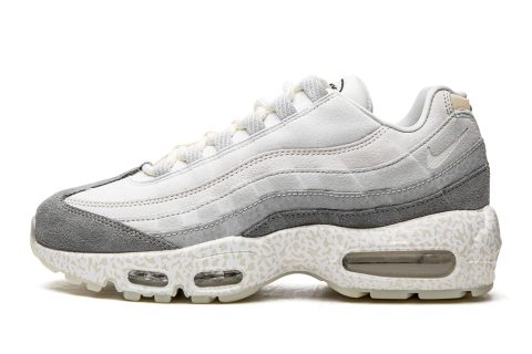 Nike Air Max 95 Qs "light Bone-glow In The Dark"