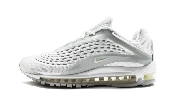 Nike Air Max Deluxe "triple White"