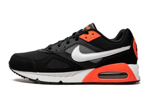 Nike Air Max Ivo "total Crimson"