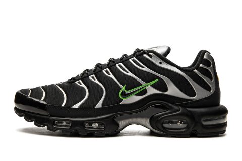 Nike Air Max Plus F22