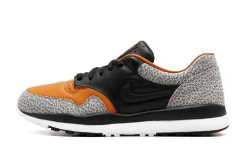 Nike Air Safari Qs Black / Black-monarch