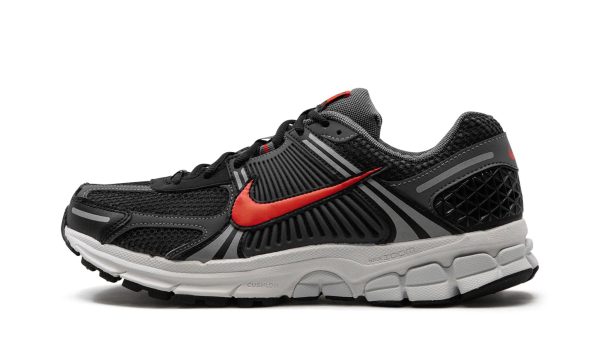 Nike Air Zoom Vomero 5 "black Picante Red"