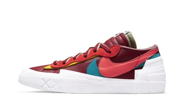 Nike Blazer Low "sacai - Kaws Red"