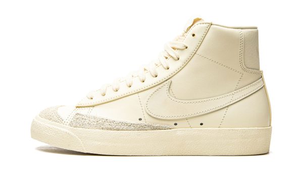 Nike Blazer Mid 77 Mns Wmns "coconut Milk"