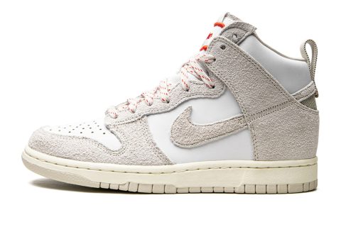 Nike Dunk High Sp "notre - Light Orewood Brown"