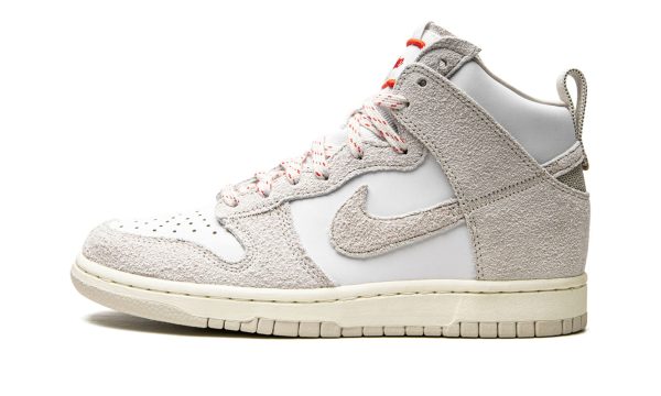 Nike Dunk High Sp "notre - Light Orewood Brown"