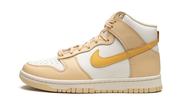 Nike Dunk High Wmns "pale Vanilla""