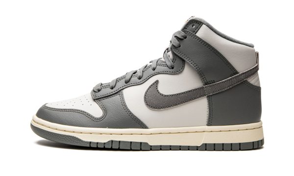 Nike Dunk High "light Bone / Tumbled Grey"