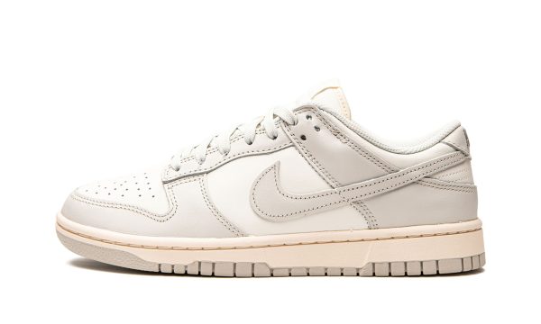 Nike Dunk Lo Mns Wmns "light Bone"