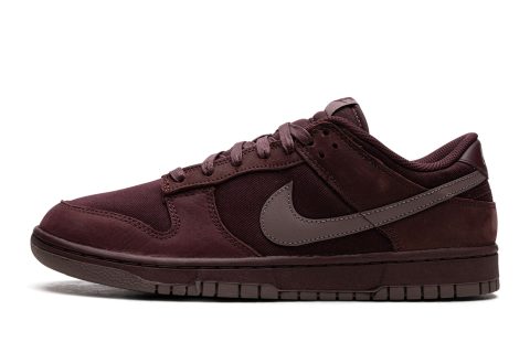 Nike Dunk Low "burgundy Crush"