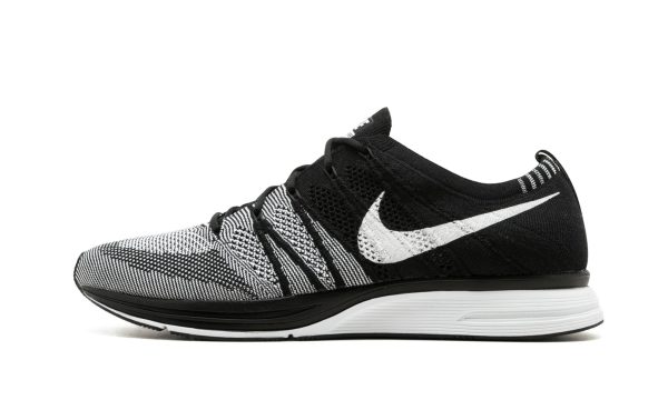 Flyknit Trainer "black/white"