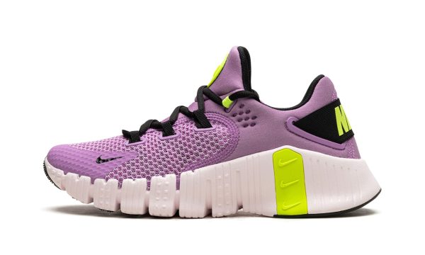 Free Metcon 4 Wmns "fuchsia"