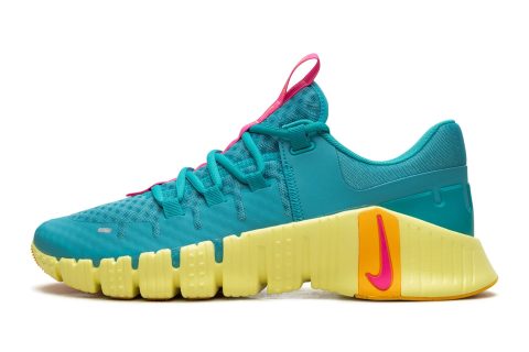 Nike Free Metcon 5 "dusty Cactus Fierce Pink"