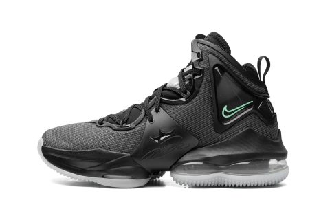 Nike Kids Lebron 19 Gs "black Green Glow"