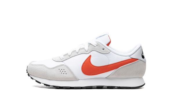 Nike Kids Md Valiant Gs "pure Platinum Picante Red"