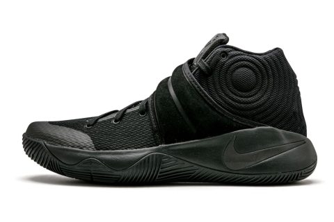 Nike Kyrie 2 "triple Black"