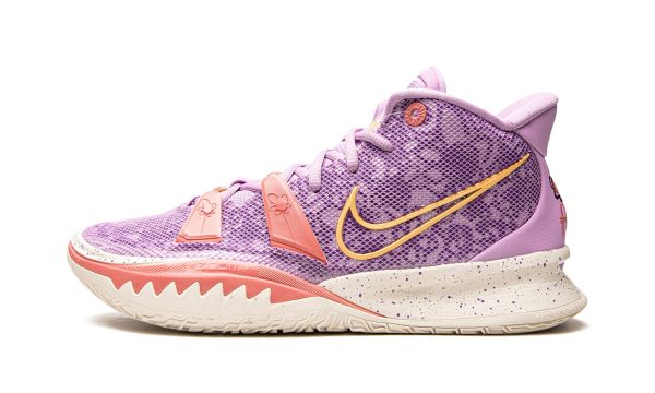 Nike Kyrie 7 "daughters"