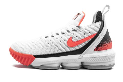 Lebron 16 "hot Lava"