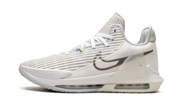 Nike Lebron Witness 6 "summit White / Metallic Pewter"